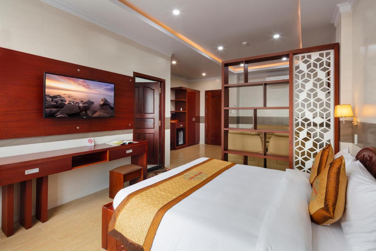 Phuc Ngoc Hotel Rach Gia Exterior foto