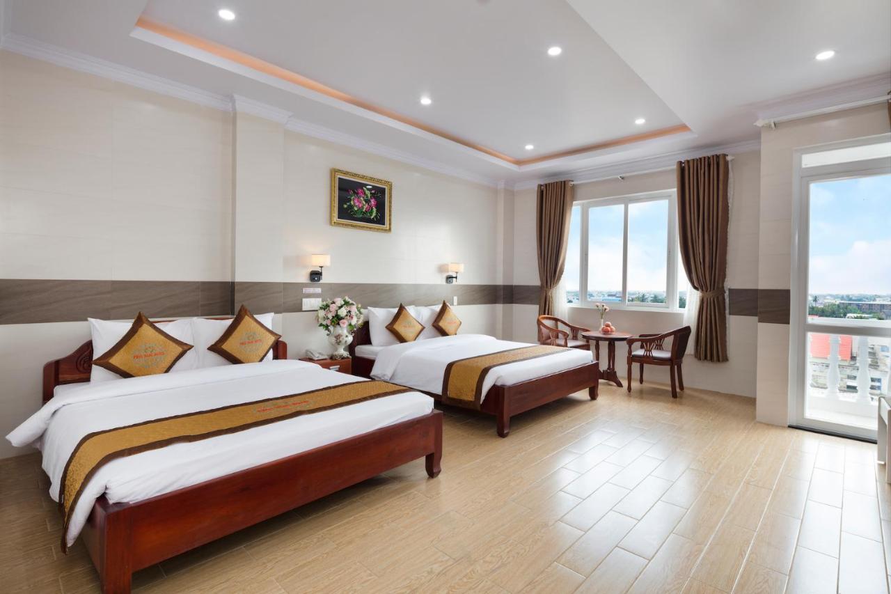 Phuc Ngoc Hotel Rach Gia Exterior foto