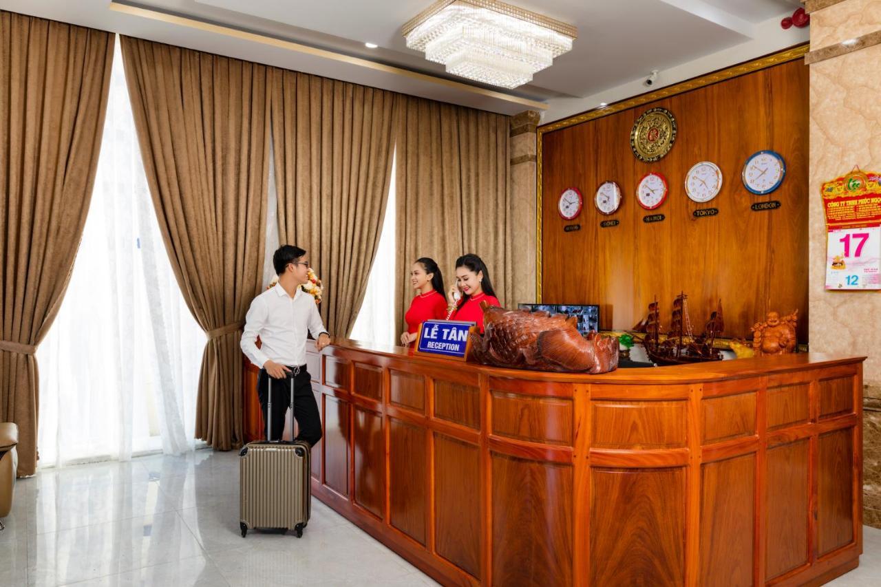 Phuc Ngoc Hotel Rach Gia Exterior foto