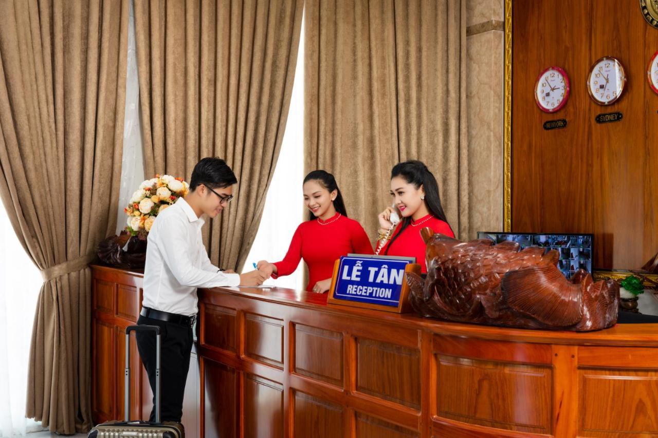 Phuc Ngoc Hotel Rach Gia Exterior foto